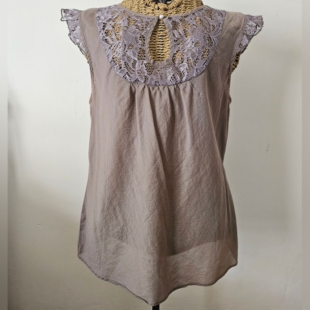 Mossimo dressy tank. Large.